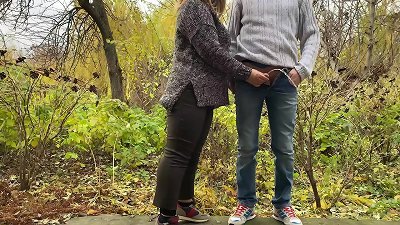 phat mummy in tight trousers knows how to hold my knob
